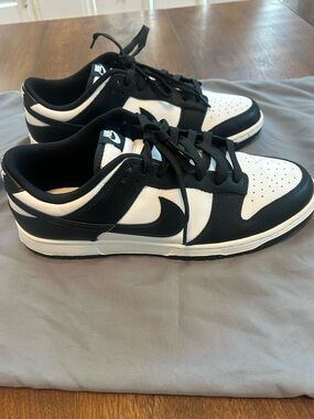 Nike Men’s Low Dunk Retro Black and White Low-Top Sneakers